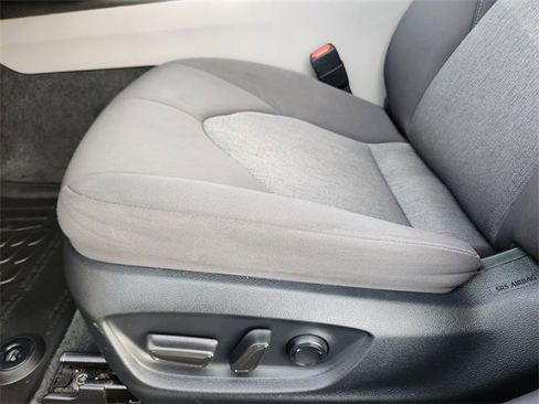 Used 2023 Toyota Camry LE image 9