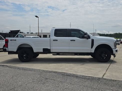 Used 2024 Ford F250 XL w/ STX Appearance Package AWD/4WD image 6