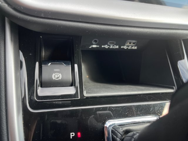 Certified 2025 Subaru Outback Premium AWD/4WD image 25