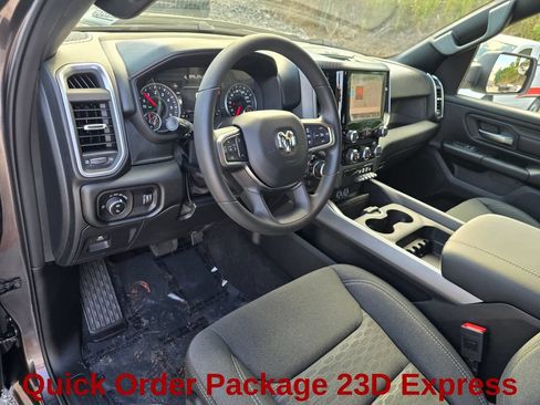 New 2026 RAM 1500 Express AWD/4WD image 21
