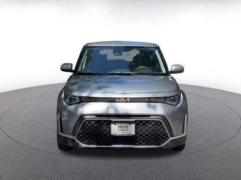 Used 2025 Kia Soul LX w/ LX Technology Package FWD image 4