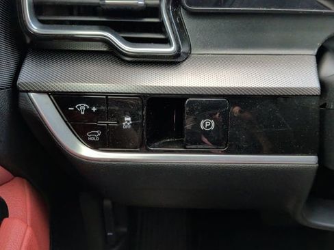Used 2024 Kia Sportage SX FWD image 22