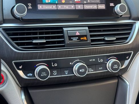 Used 2018 Honda Accord EX-L image 28
