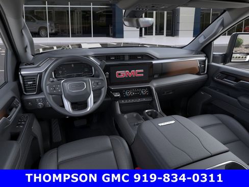 New 2025 GMC Sierra 2500 Denali w/ Denali Reserve Package image 15