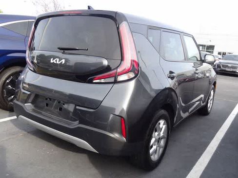 Used 2024 Kia Soul LX w/ Option Group 015 FWD image 5