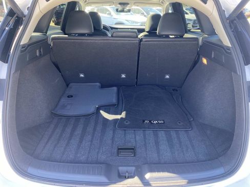 Used 2025 INFINITI QX50 Luxe image 8