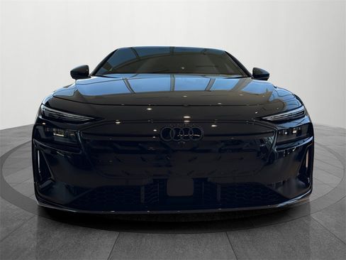 New 2025 Audi S6 e-tron Prestige image 2