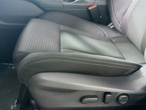 Certified 2025 Subaru Outback Premium image 17