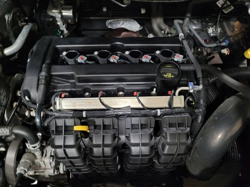 Used 2019 Dodge Journey SE FWD image 30