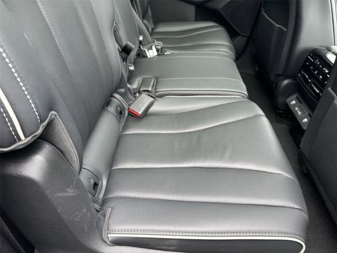 Certified 2023 Acura MDX SH-AWD w/ Advance Package image 15