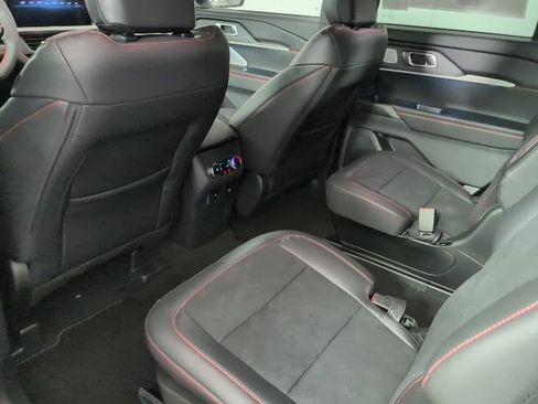New 2026 Ford Explorer ST image 10