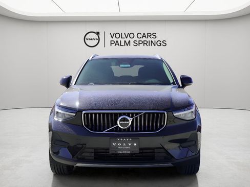 New 2025 Volvo XC40 B5 Core w/ Protection Package Premier image 5