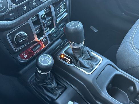 New 2026 Jeep Gladiator Willys image 19