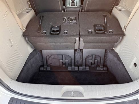 Used 2017 Kia Sedona LX w/ LX Essentials Premium Package image 13