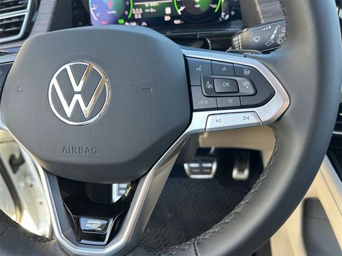 New 2026 Volkswagen Atlas SEL Premium R-Line image 21