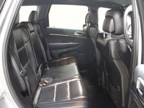 Used 2019 Jeep Grand Cherokee Limited AWD/4WD image 28