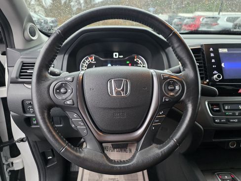Used 2023 Honda Ridgeline Sport image 3
