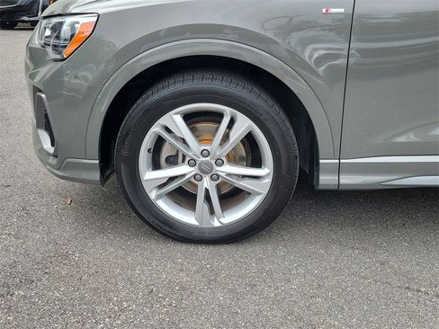 Used 2020 Audi Q3 2.0T Premium w/ Convenience Package image 7