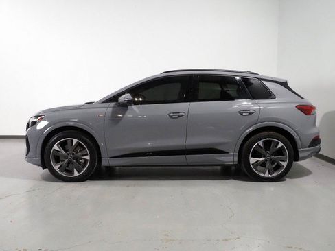 Used 2024 Audi Q4 e-tron Premium Plus w/ Premium Plus image 9