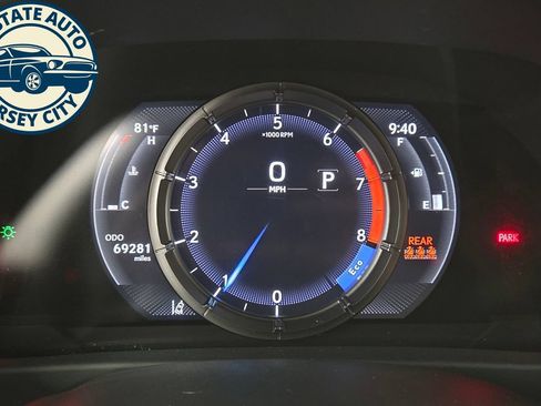 Used 2021 Lexus UX 200 F Sport w/ Accessory Package (Z1) FWD image 12