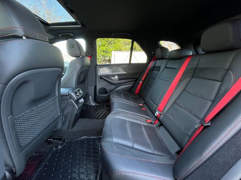 Used 2022 Mercedes-Benz GLE 53 AMG 4MATIC image 28