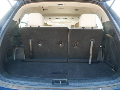 Certified 2024 Kia Telluride S w/ S Sunroof Package AWD/4WD image 18