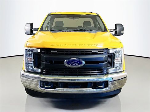 Used 2019 Ford F250 XL w/ XL Value Package image 2