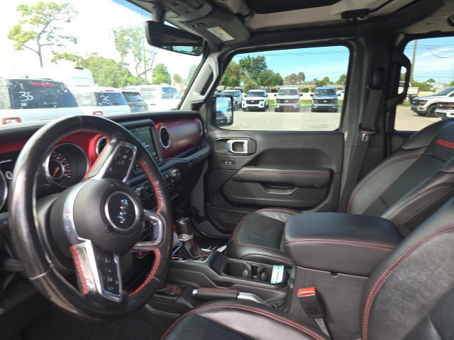 Used 2023 Jeep Wrangler Unlimited Rubicon w/ LED Lighting Group AWD/4WD image 9