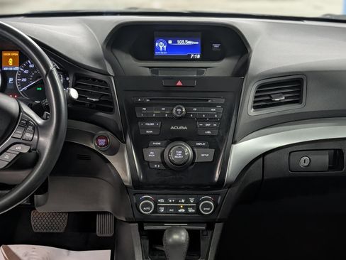Used 2017 Acura ILX image 17