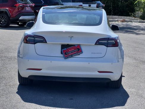Used 2022 Tesla Model 3 Long Range AWD/4WD image 4