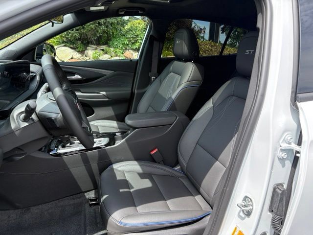 New 2026 Buick Envista Sport Touring w/ Convenience I Package FWD image 13