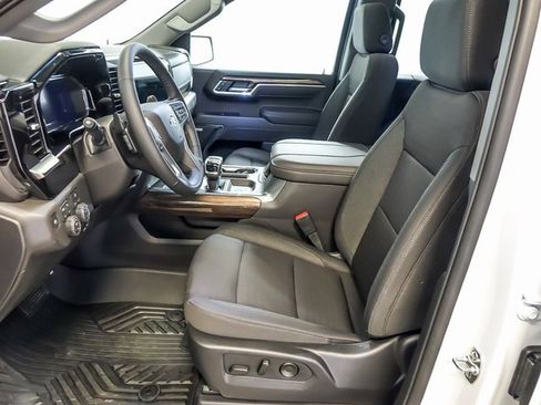 New 2026 Chevrolet Silverado 1500 LT Trail Boss w/ Convenience Package II image 16