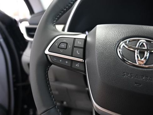 New 2026 Toyota Highlander XLE AWD/4WD image 27