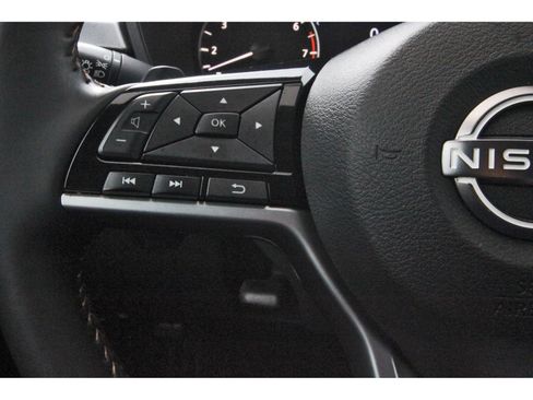 Certified 2025 Nissan Altima 2.5 SR FWD image 18