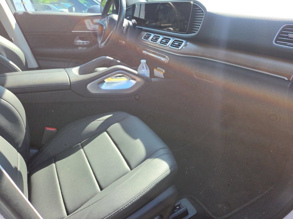 Used 2025 Mercedes-Benz GLE 350 4MATIC image 12