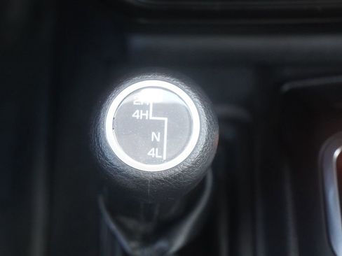 Used 2022 Jeep Gladiator Mojave AWD/4WD image 24