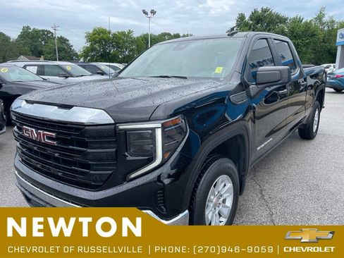 Used 2024 GMC Sierra 1500 Pro w/ Pro Value Package AWD/4WD image 3