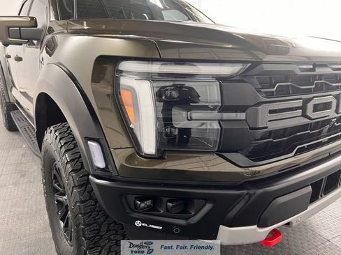 Used 2025 Ford F150 Raptor AWD/4WD image 8