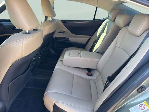 Used 2019 Lexus ES 350 image 33