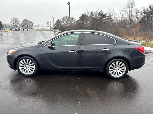 Used 2012 Buick Regal Premium image 8