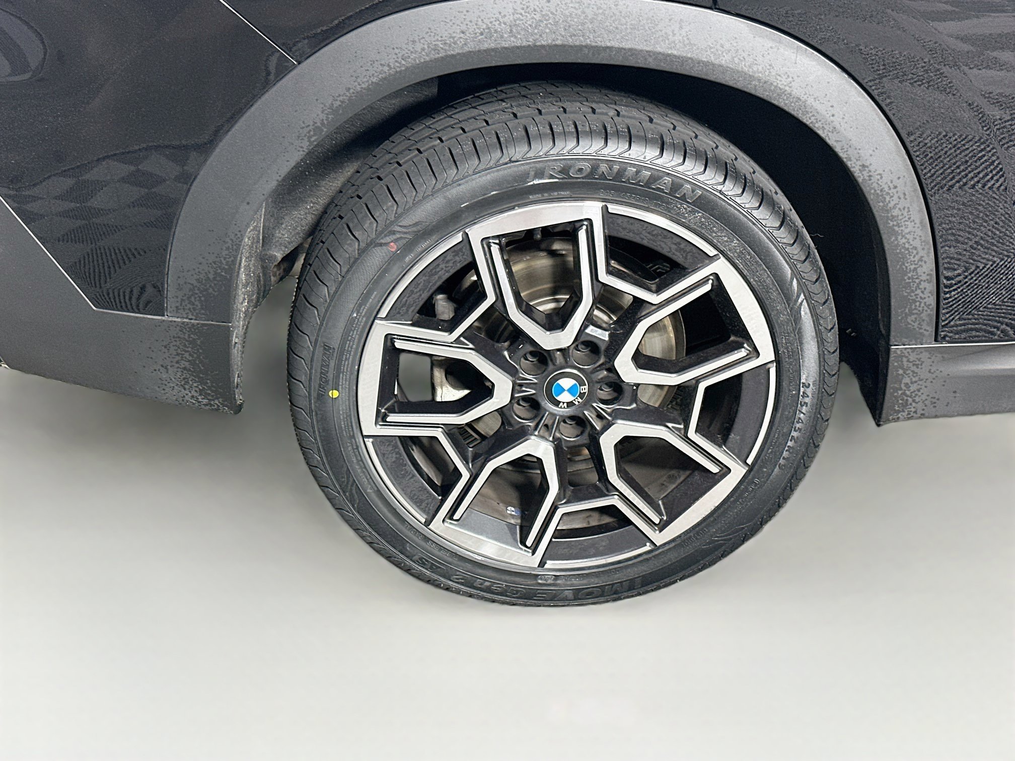 Used 2026 BMW X2 xDrive28i AWD/4WD image 11