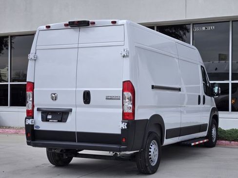 Used 2025 RAM ProMaster 2500 w/ Convenience Group image 7