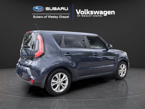 Used 2016 Kia Soul ! FWD image 7