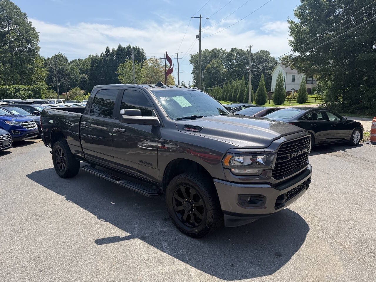 Used 2020 RAM 2500 Big Horn w/ Night Edition AWD/4WD image 3