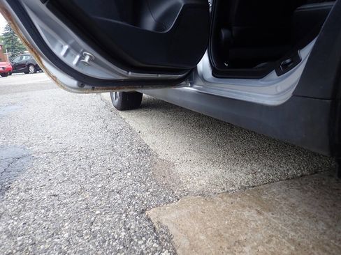 Used 2014 Subaru Crosstrek Touring image 16