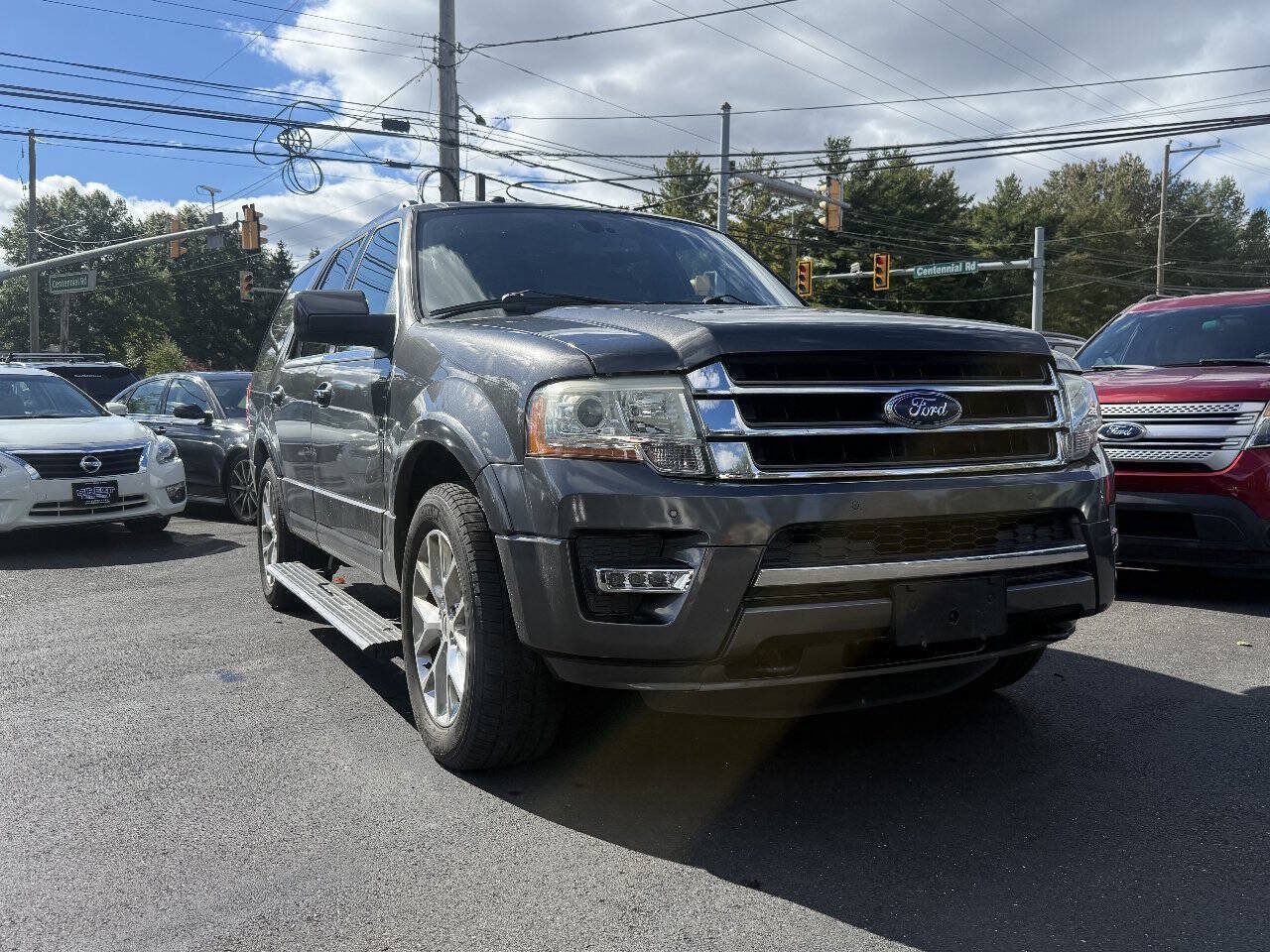 Used 2016 Ford Expedition Limited AWD/4WD image 1