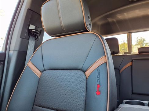 New 2026 GMC Canyon AT4 w/ Technology Plus Package image 18