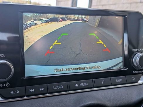 Certified 2025 Nissan Sentra S image 19