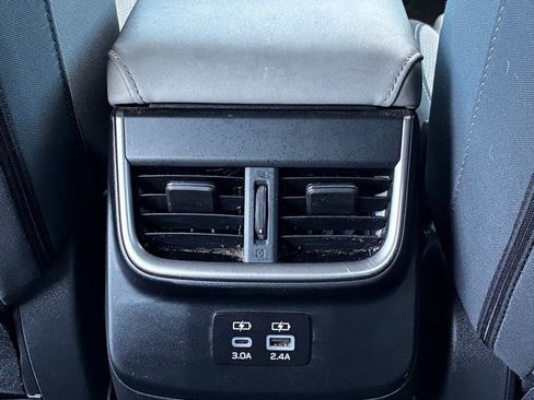 Used 2023 Subaru Outback Premium AWD/4WD image 18