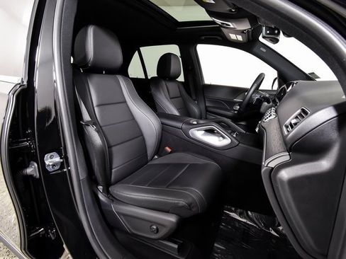 Certified 2025 Mercedes-Benz GLE 450e 4MATIC image 30